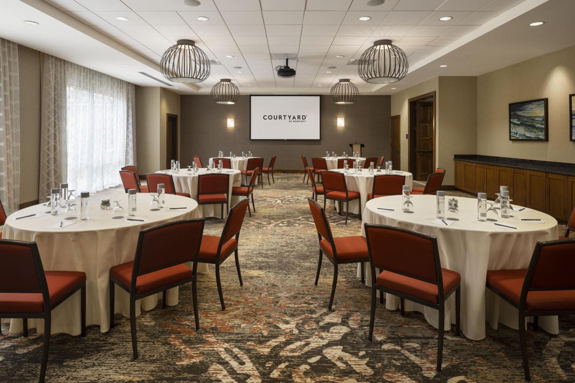 Hotel Courtyard By Marriott Santa Barbara Goleta Extérieur photo
