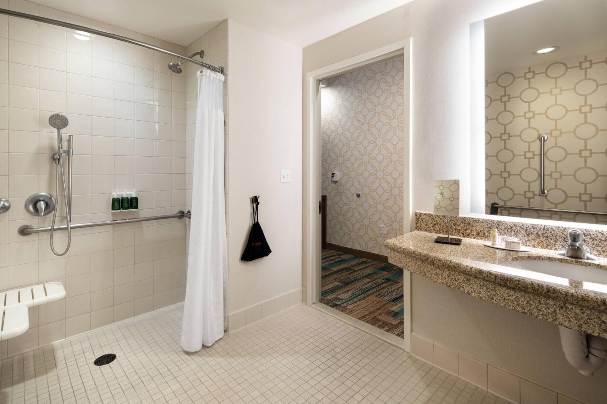 Hotel Courtyard By Marriott Santa Barbara Goleta Extérieur photo