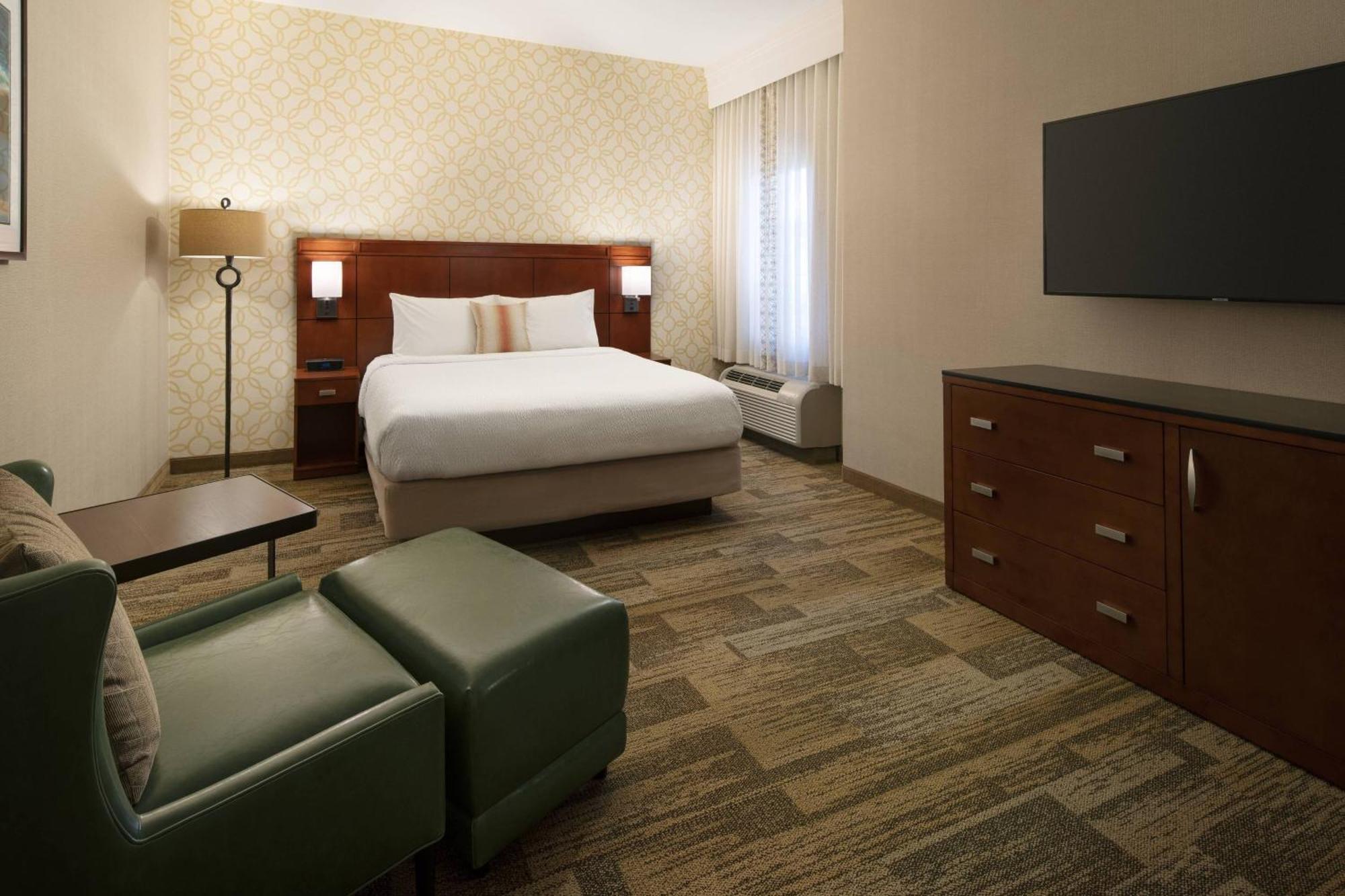 Hotel Courtyard By Marriott Santa Barbara Goleta Extérieur photo
